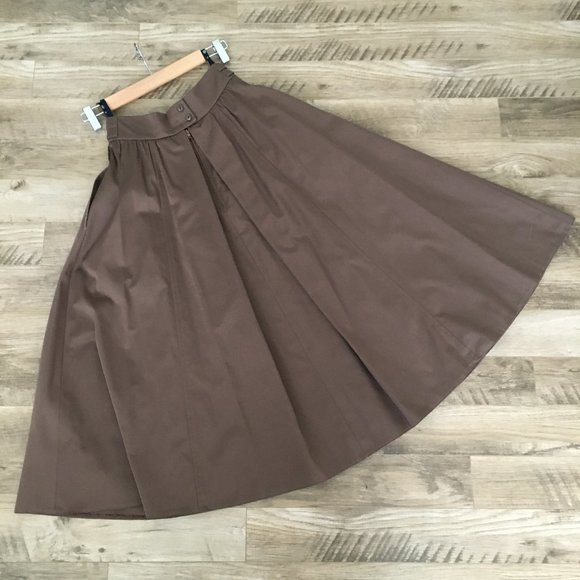 Vintage Brown Box Pleated Maxi Skirt - Picture 15 of 16